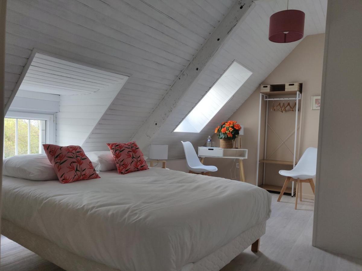 Les Fleurs Du Mont Bed & Breakfast Caux Exterior photo