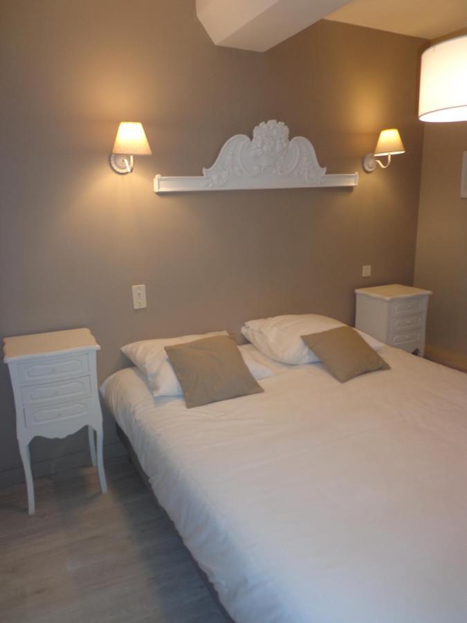 Les Fleurs Du Mont Bed & Breakfast Caux Exterior photo